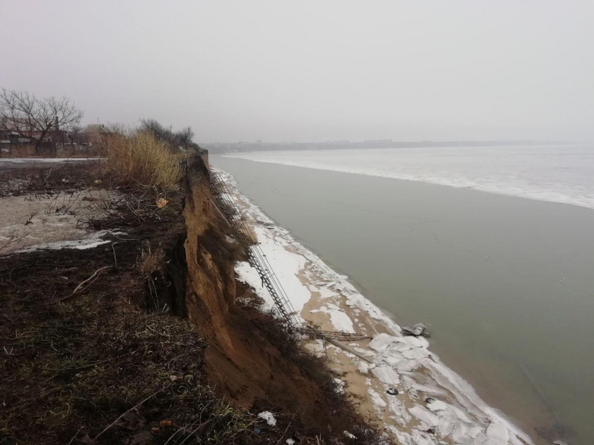 Обрыв азовское море