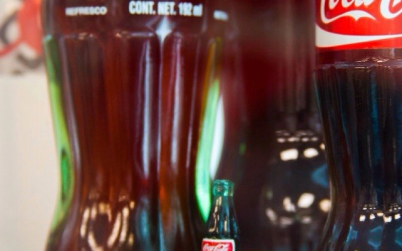 Мир отмечает 100-летие знаменитой стеклянной бутылочки Coca-Cola, Россия — 35-летие присутствия компании на рынке страны. А на заводе Coca-Cola Hellenic в Ростовской области свой маленький особенный праздник.