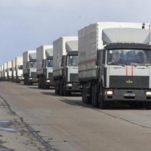 Более 70 тонн продовольствия и предметов первой необходимости отправятся в Севастополь из Ростовской области. Автоколонна, состоящая из 11 грузовиков, уже готова к выезду