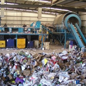 До 1 июня главы городов и районов Ростовской области должны определиться, где строить мусороперерабатывающие заводы