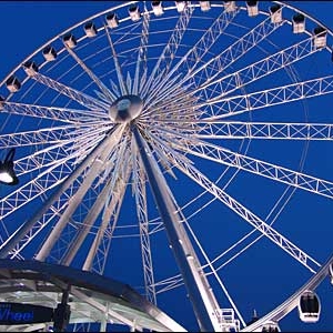 В Ростове-на-Дону на улице Береговой московская компания «Глобал» планирует построить семейно-досуговый комплекс «Колесо времени»