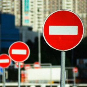 В Ростове-на-Дону в связи с перекладкой водопроводных сетей со 2 по 11 июля будет ограничено движение по пер. Доломановскому в районе пересечения с ул. Горького