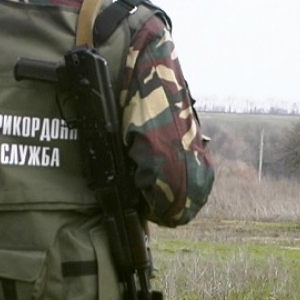 Пресс-служба пограничного управления ФСБ России по Ростовской области подтвердила, что 15 раненных украинских пограничников были доставлены в медицинские учреждения города Гуково, там им оказали первую помощь