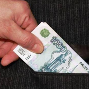 Прокуратурой Мартыновского района (Ростовская область) возбуждено уголовное дело в отношении руководителя миграционной службы по факту получения взятки в крупном размере