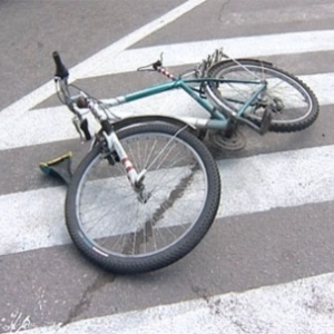 В результате аварии, произошедшей 16 июля в поселке Чирский (Ростовская область), погибла велосипедистка