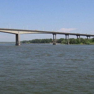 Демонтаж Ворошиловского моста в Ростове вступил в активную фазу. 