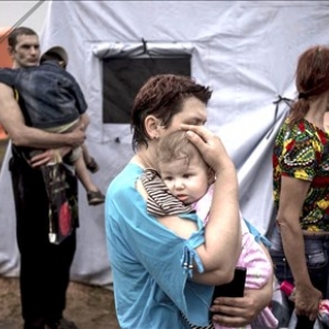 Пункт временного размещения беженцев под городом Гуково закрыт. Людей переселят в Донецк, Матвеев Курган и Новошахтинск
