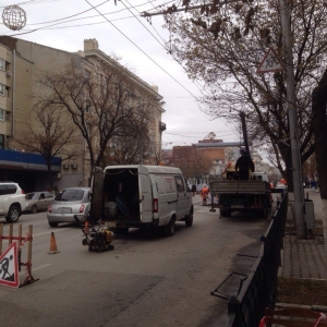 В Ростове-на-Дону на улице Большой Садовой дорожные работы стали причиной затора