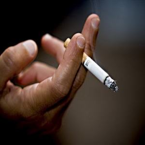 В пятницу, 3 октября, заместитель генерального директора Аксайской металлургической компании Владимир Подлепенец заявил, что дискриминация курильщиков в регионе особенно остро ощущается в части запрета курения на рабочих местах