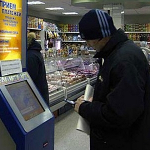 В Ростовской области молодчики похищали платежные терминалы, установленные в магазинах.