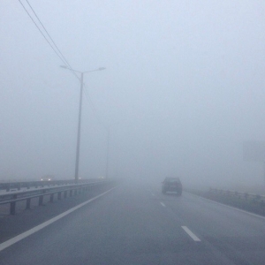 В четверг, 6 ноября, во всех районах города Ростова-на-Дону наблюдается сильный туман