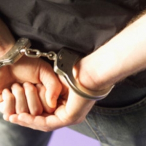 В хуторе Зайцевка Красносулинского района Ростовской области 26-летний мужчина убил собственного деда.