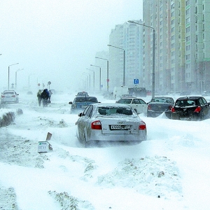 В четырех районах Ростовской области в связи с сильным ветром, низкой температурой воздуха, нагоном воды и нарушением электроснабжения введен режим ЧС.