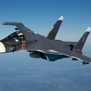 По полученным данным, в отдельный авиационный бомбардировочный полк ЮВО, который располагается на территории Морозовска Ростовской области, прибыло пополнение. 