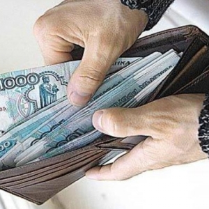 За 10 месяцев 2014 года начисленная за месяц средняя зарплата  по различным предприятиям Ростовской области составляет 22,8 тысячи рублей. 