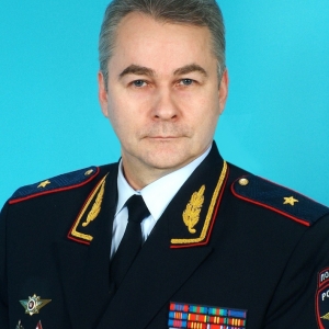 Андрей Ларионов