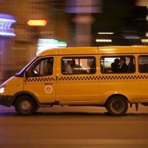 В скором времени с дорог Ростова могут исчезнуть так называемые автобусы малой вместимости, или, попросту говоря, маршрутки. 