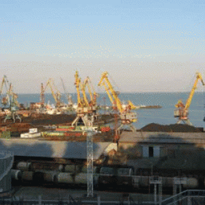 Сотрудники «Таганрогского морского торгового порта» вчетвером увели с работы 180 тысяч тонн арматуры