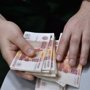 Средняя зарплата в Ростовской области выросла.