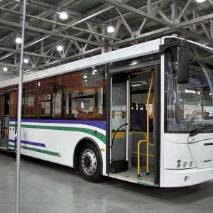 После майских праздников парк автомобильных перевозчиков Ростова-на-Дону будет пополнен 32 новыми автобусами марки МАЗ. 