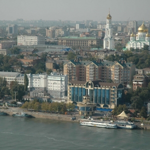 Меньше половины ростовчан удовлетворены качеством своих домов и дорог в южной столице.