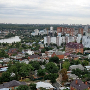 В старейшем районе Ростова Кировском предполагается сократить аварийный жилищный фонд в зоне плотной застройки. 