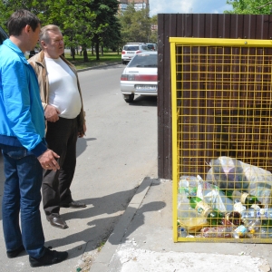 Жители Ростова-на-Дону положительно отреагировали на первый опыт раздельного сбора мусора, сообщил замглавы администрации города Владимир Арцыбашев