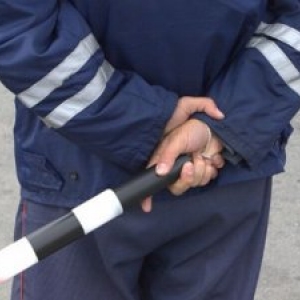 Сотрудник правоохранительных органов попал под следствие.