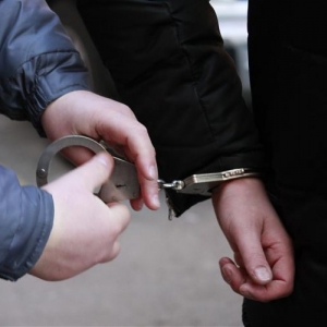 В полицию поступило сообщение о том, что в Кировском районе Ростова-на-Дону неизвестный мужчина, угрожая ножом, похитил принадлежащие заявителю денежные средства, после чего скрылся с места преступления.