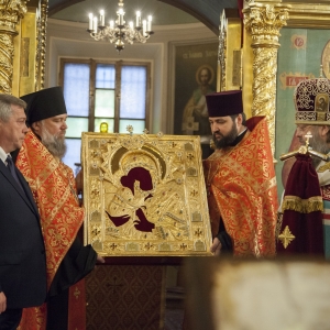 Сегодня в 18:00 в центре Ростова-на-Дону православные христиане будут встречать религиозную святыню. В донскую столицу привезут точную копию иконы Божией Матери «Донской»