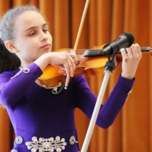 Приглашение Ксения Колосова получила от Всероссийского юношеского симфонического оркестра