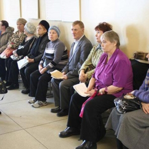 Ростовчане жалуются на очереди в поликлиниках и отсутствие льготных лекарств