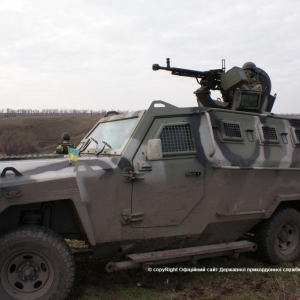 Вооружённая стычка произошла в 100 метрах от российско-украинской границы, пострадал военнослужащий