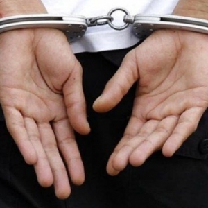 В Таганроге сотрудники ППС задержали подозреваемого в тяжком преступлении В Таганроге сотрудники ППС задержали подозреваемого в тяжком преступлении