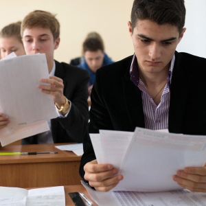 Сегодня, 4 июня, выпускники ростовских школ сдают единый госэкзамен по математике профильного уровня