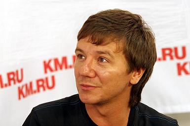 Сколько лет михаилу. Гребенщиков певец. Артист Михаил Гребенщиков. Певец из фабрики Михаил. Гребенщиков молодой певец.